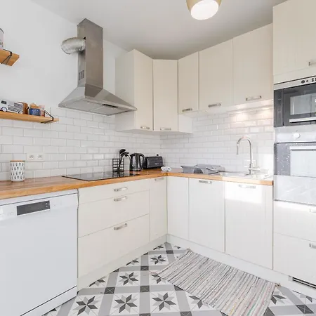 Holiday home Maison Athlos - Quartier Calme Au Coeur De